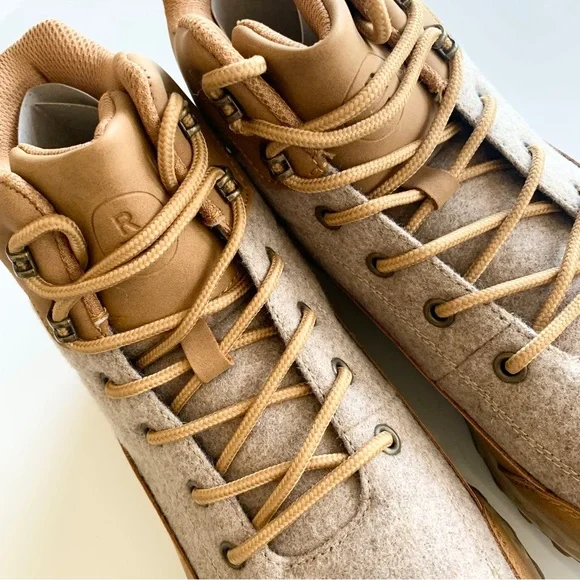 🏈New🏈 Men’s Reserved Footwear Boots Sz 10M & 11M - Picture 7 of 11